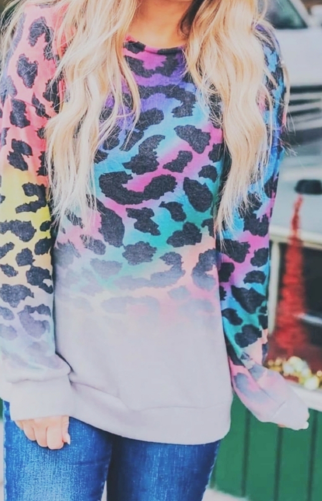 Multi-colored leopard light sweatshirt